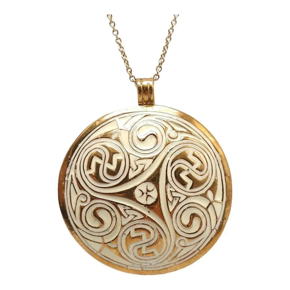 Celtic Swirl Trinity Beige Enamel Twist Medallion Magic Pendant Necklace